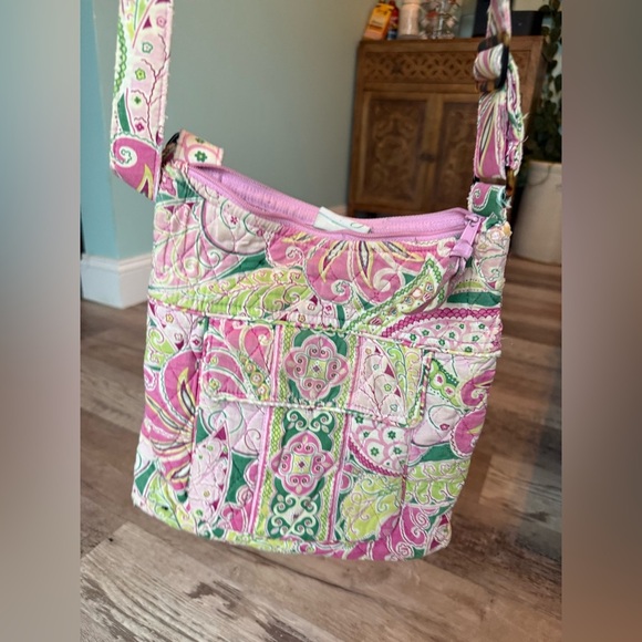 Vera Bradley Vintage Pinwheel Pink Hipster Crossbody Shoulder Bag Purse Retired - Picture 2 of 11